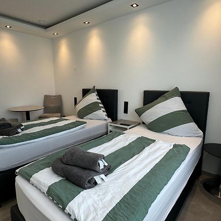 Aparts House - Balkon-Wifi-Kitchen 埃森 外观 照片