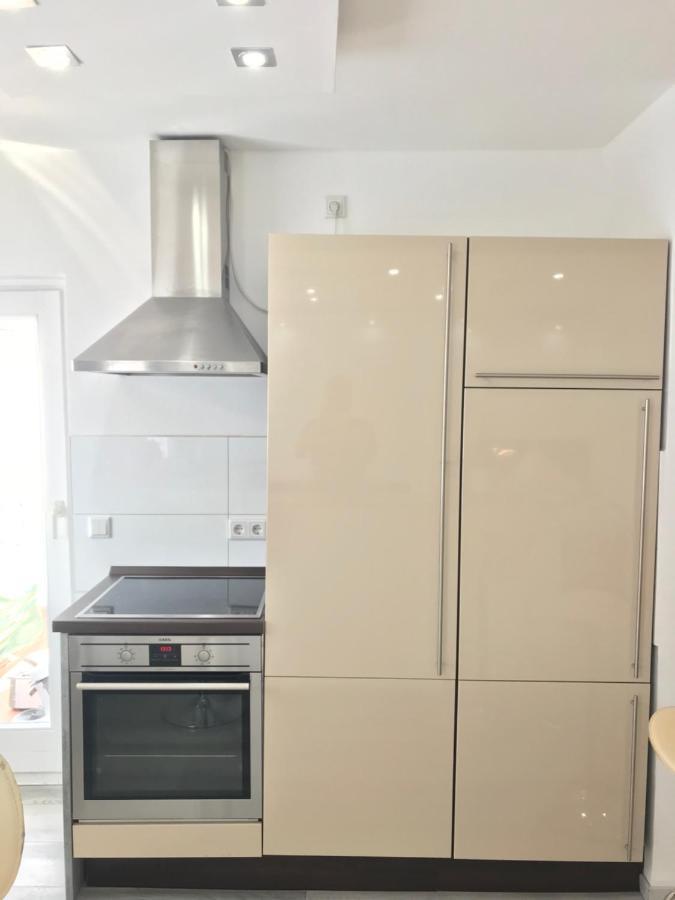 Aparts House - Balkon-Wifi-Kitchen 埃森 外观 照片