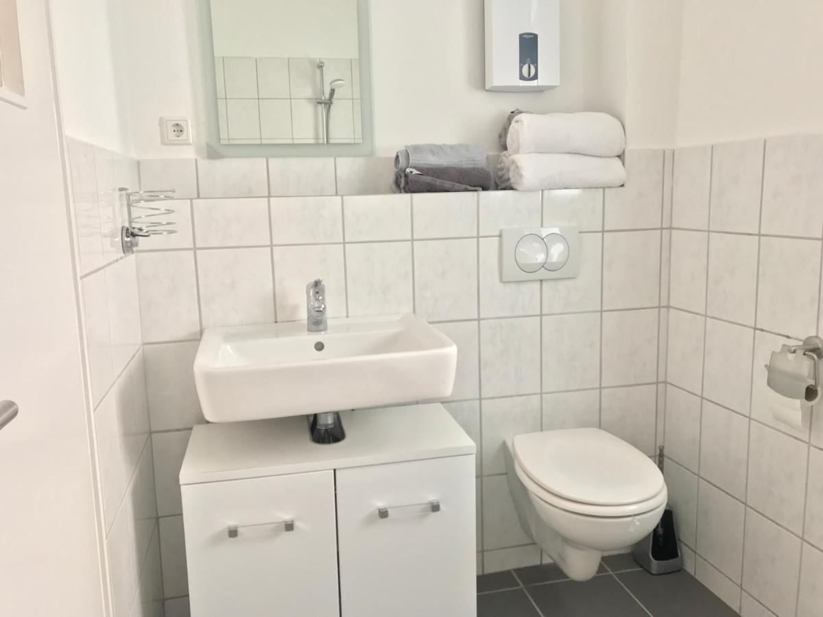 Aparts House - Balkon-Wifi-Kitchen 埃森 外观 照片