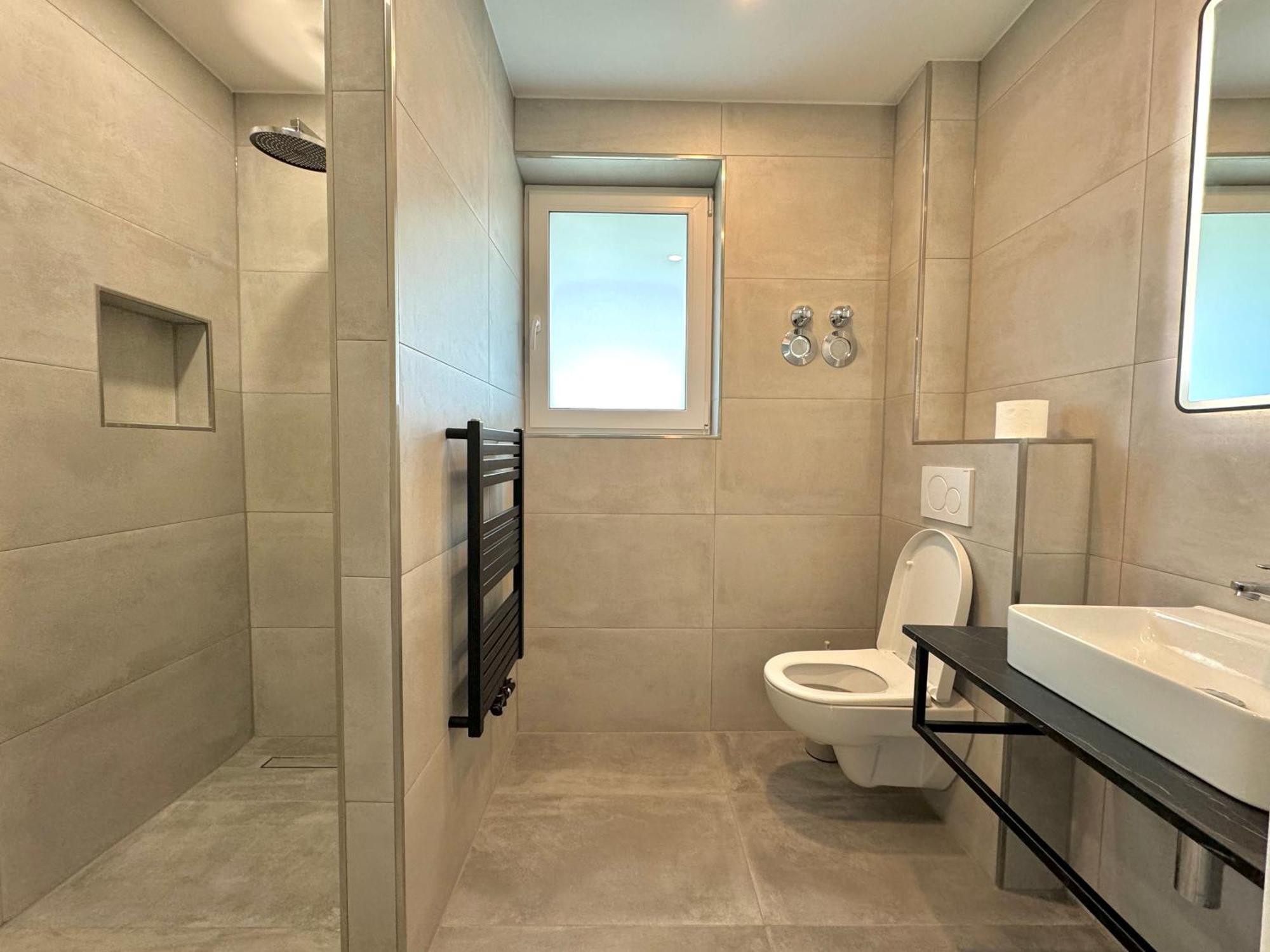 Aparts House - Balkon-Wifi-Kitchen 埃森 外观 照片