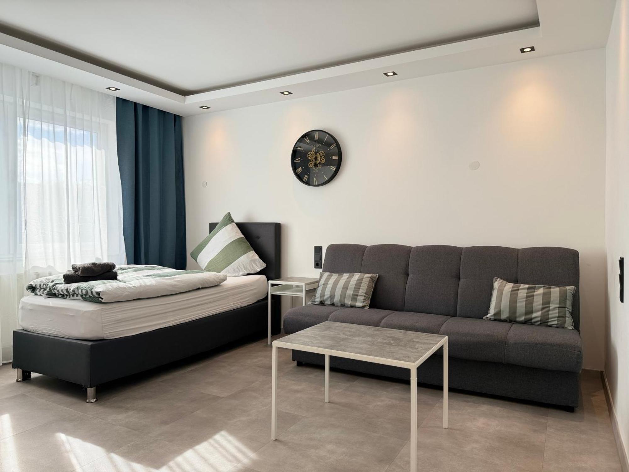 Aparts House - Balkon-Wifi-Kitchen 埃森 外观 照片